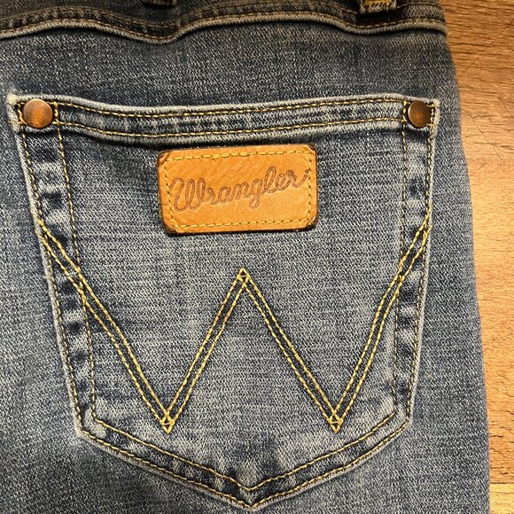 Wrangler Denim - Wrangler Exaggerated Boot Jean 28x34